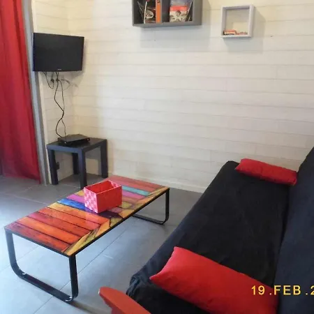 Joli Petit T4 Confortable Au Bord De Leau דירה Vieille-Brioude